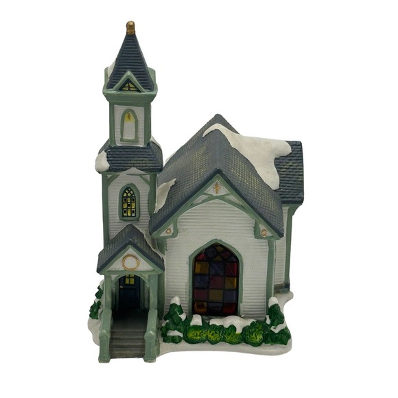 Santa's Workbench Cedar Valley Chapel Lighted Building Towne Series Christmas - Picture 6 of 11